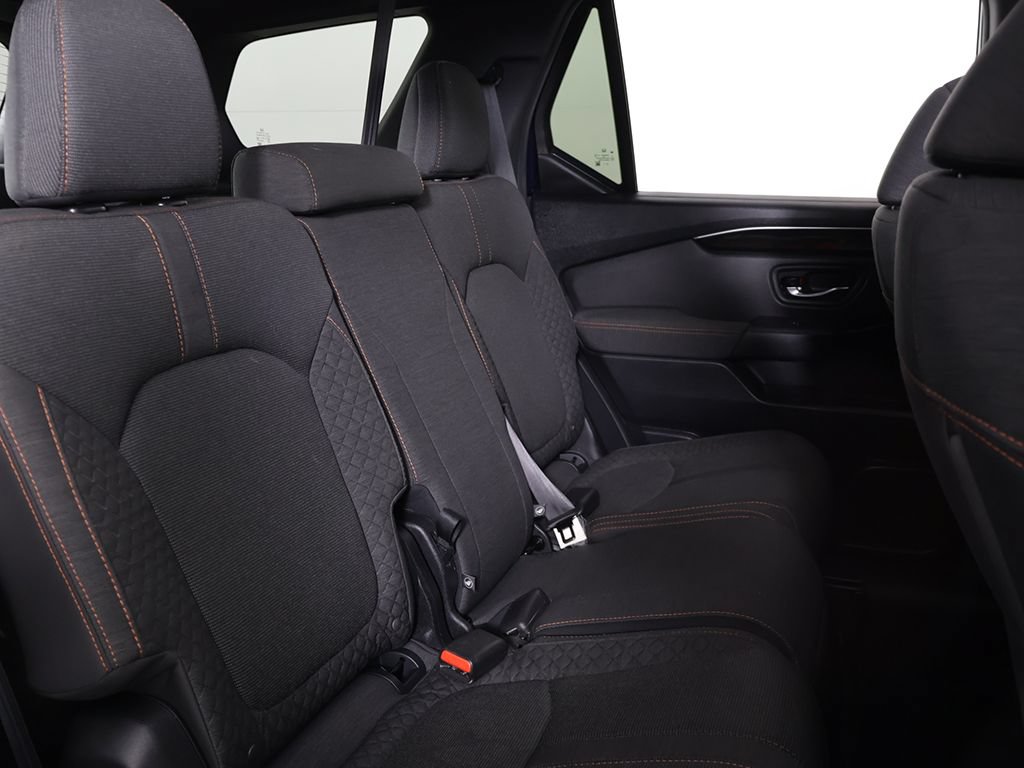 Certified 2024 Honda Pilot Sport image 32