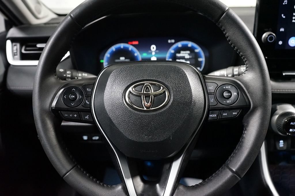 Used 2023 Toyota RAV4 Limited image 12