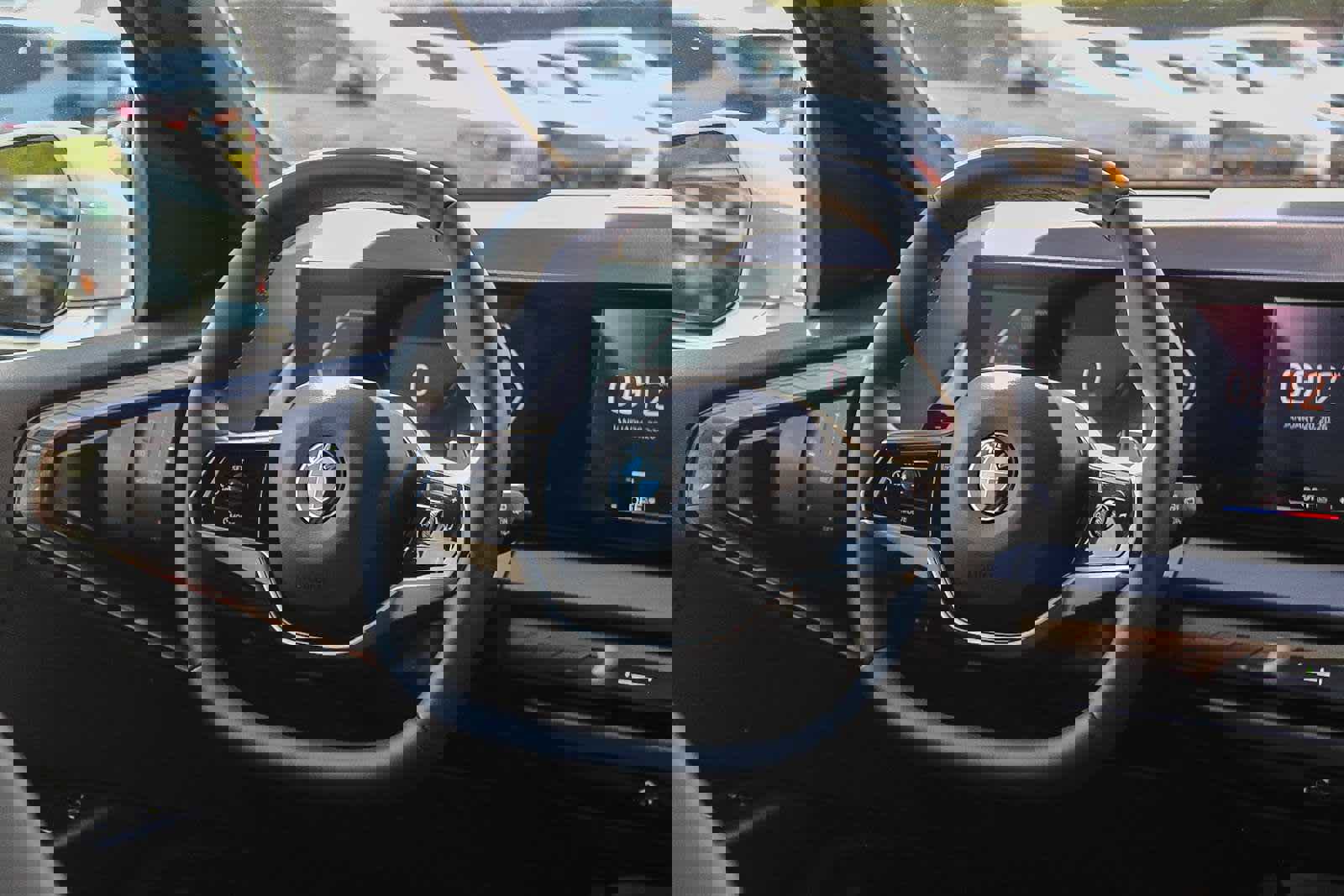 Used 2025 BMW X3 xDrive30i w/ Convenience Package image 15