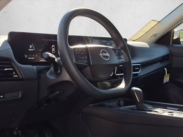 Used 2026 Nissan Sentra SV w/ Floor Mat Package FWD image 9