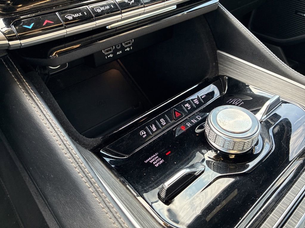 Used 2024 Jeep Wagoneer Series III image 15