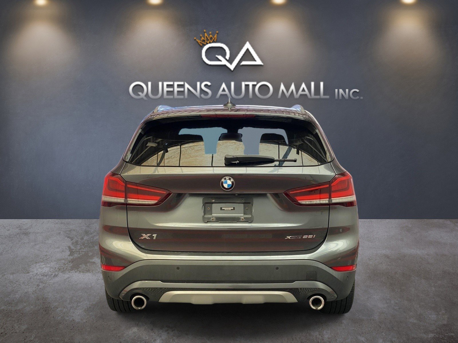 Used 2020 BMW X1 xDrive28i w/ Premium Package AWD/4WD image 5