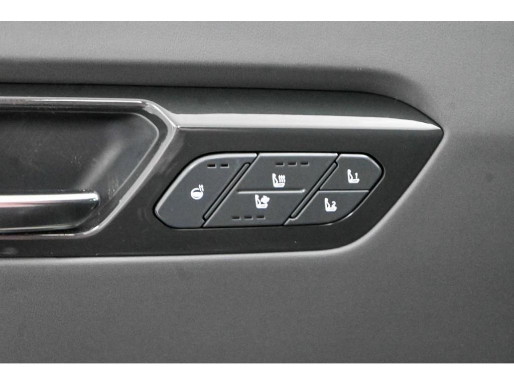 New 2026 Kia EV9 Land image 15