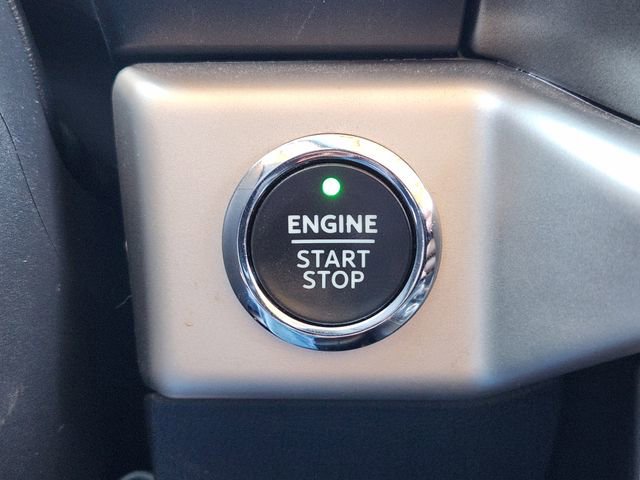 Used 2024 Ford Expedition XLT image 21