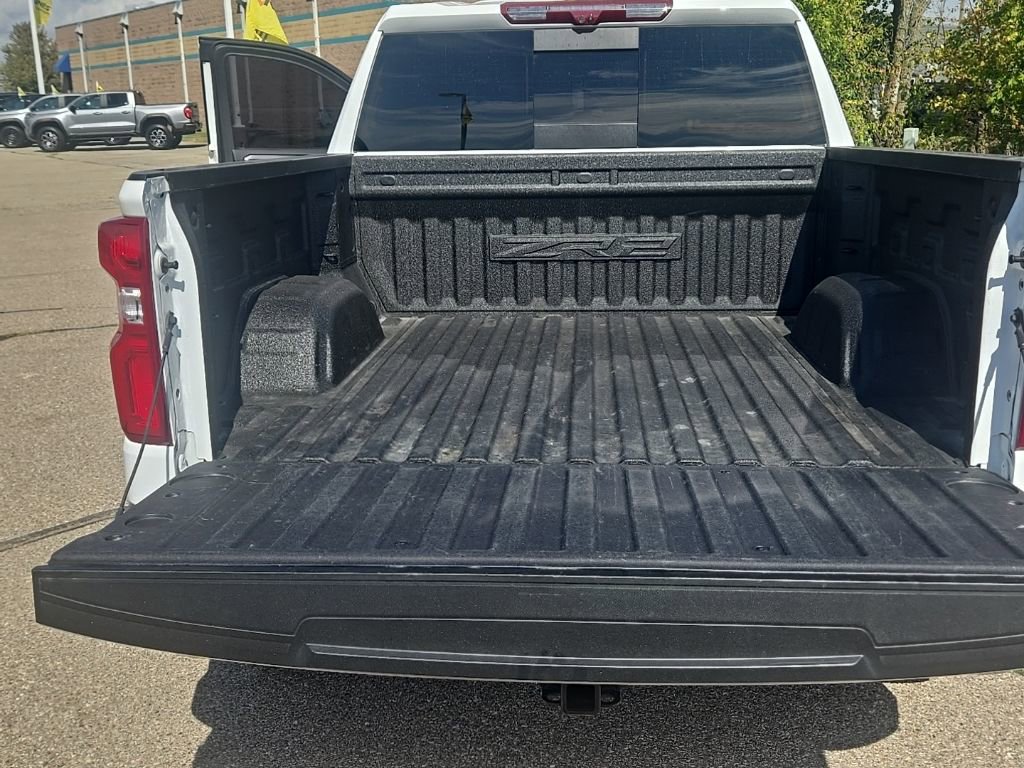 Used 2023 Chevrolet Silverado 1500 ZR2 w/ Technology Package image 41