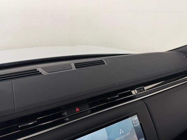 Used 2024 Land Rover Range Rover SE AWD/4WD image 31
