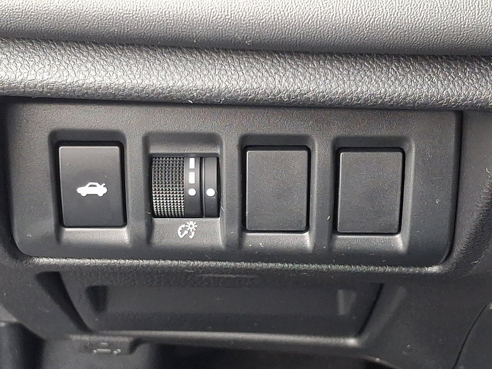 Certified 2025 Subaru Legacy Limited image 29