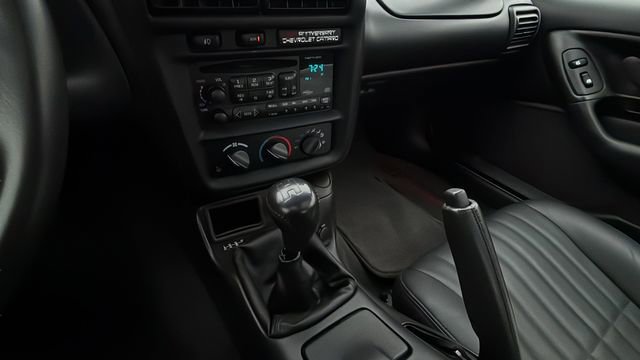 Used 2002 Chevrolet Camaro Z28 w/ SS Performance/Appearance Pkg image 14