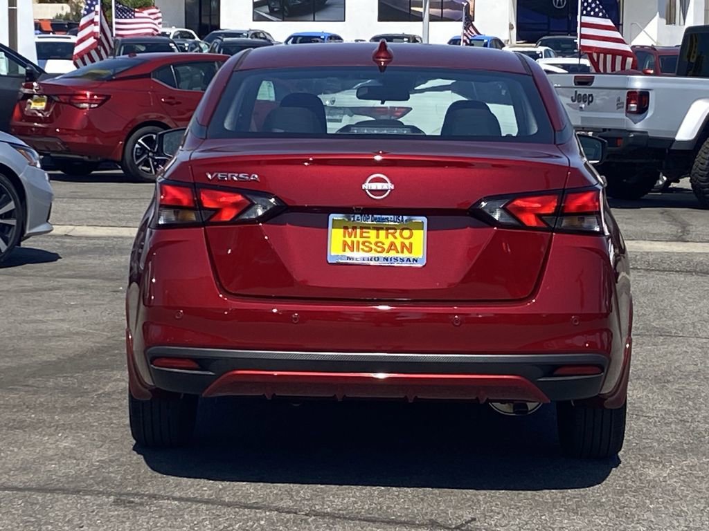 New 2025 Nissan Versa SV w/ Trunk Package image 3
