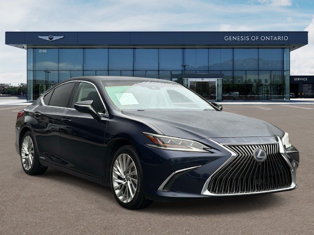 Used 2021 Lexus ES 300h w/ Accessory Package