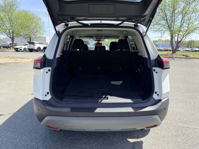 Used 2023 Nissan Rogue S AWD/4WD image 12