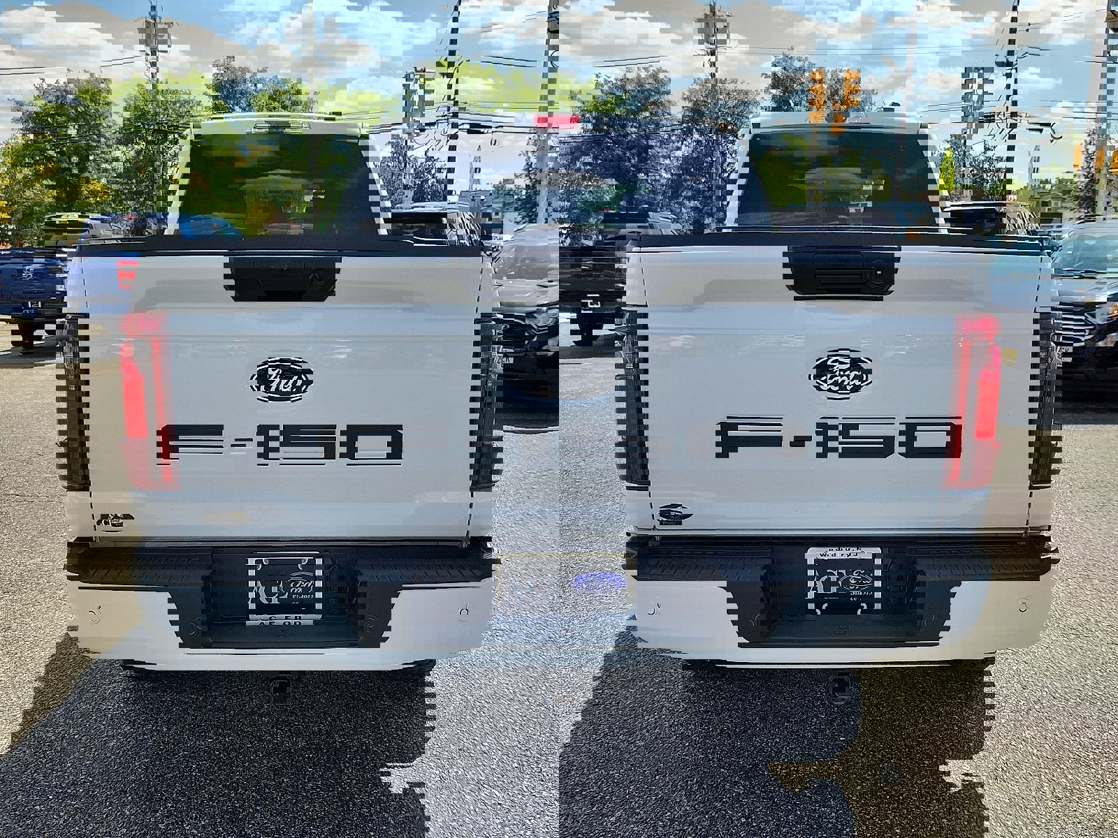 Certified 2024 Ford F150 XLT w/ XLT Black Appearance Package image 5