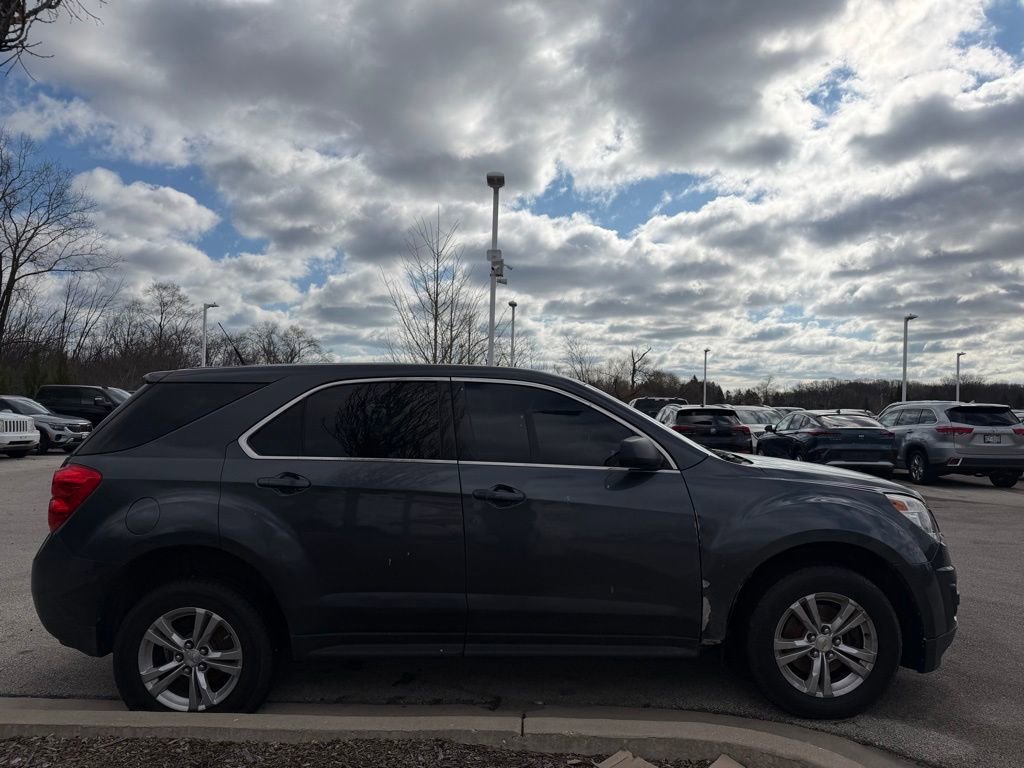 Used 2010 Chevrolet Equinox LS image 3