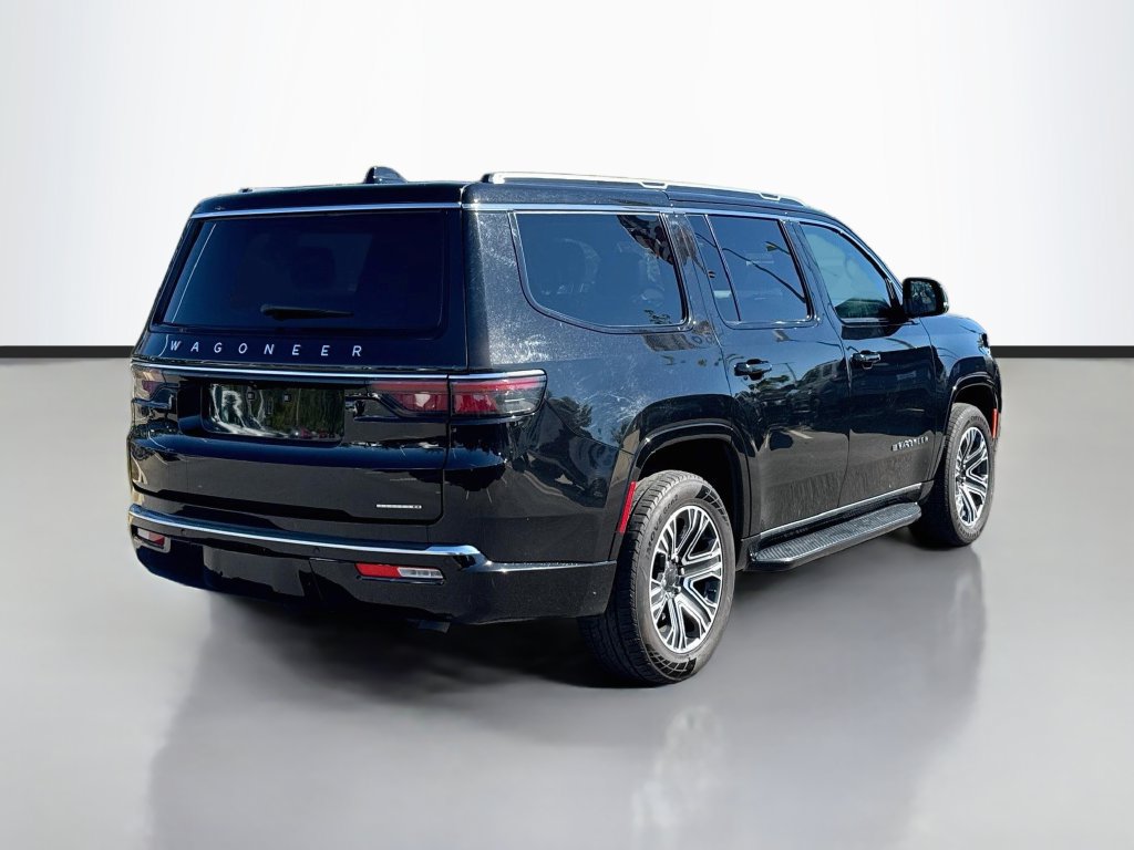Used 2024 Jeep Wagoneer Series II RWD image 7