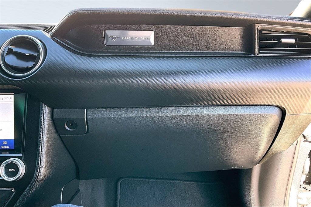 Used 2022 Ford Mustang Convertible w/ Equipment Group 101A image 18