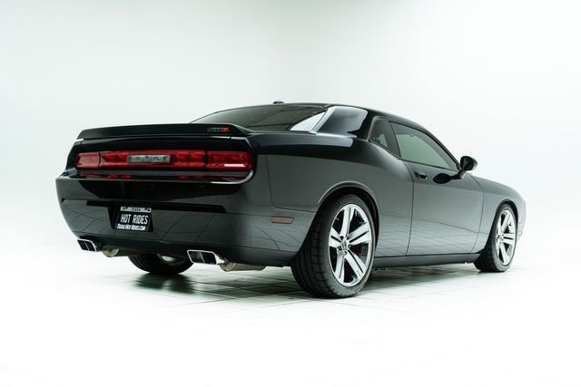 Used 2010 Dodge Challenger SRT8 w/ SRT Option Group II RWD image 13