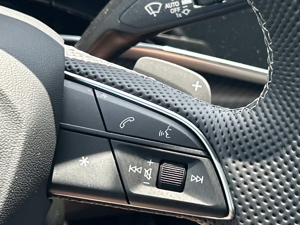 Used 2024 Audi SQ8 Prestige AWD/4WD image 34