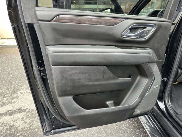 Used 2023 Chevrolet Suburban LT image 19
