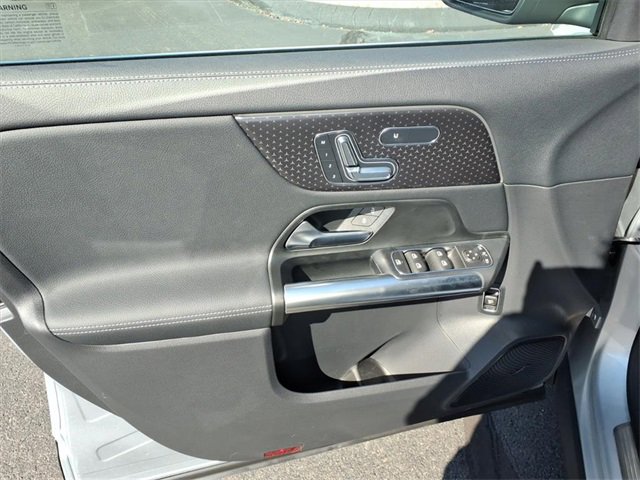 Used 2026 Mercedes-Benz GLA 250 4MATIC image 16