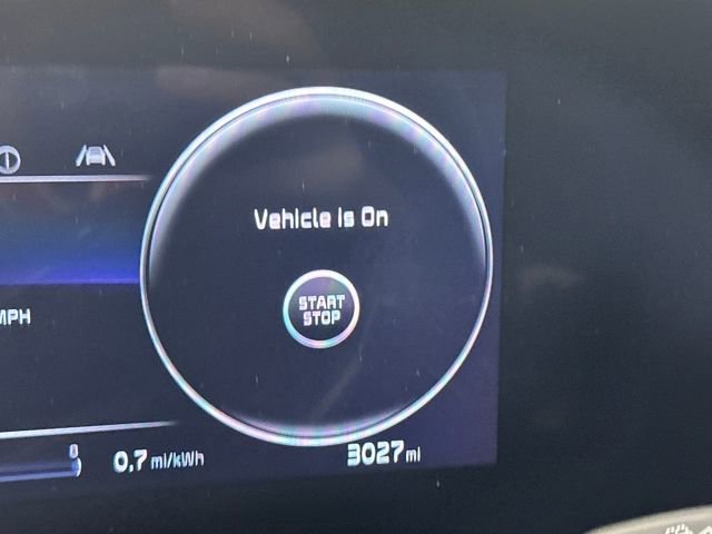 Used 2025 Kia Niro Wave w/ Wave Preserve Package image 18