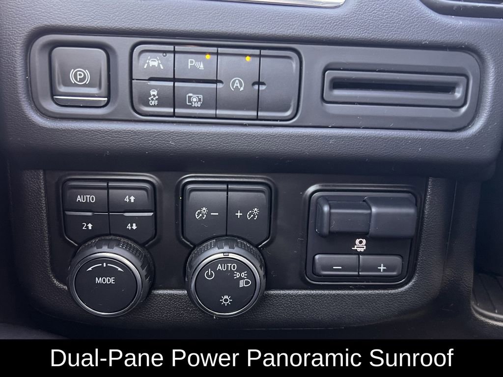 Used 2024 Chevrolet Suburban RST w/ Luxury Package image 26