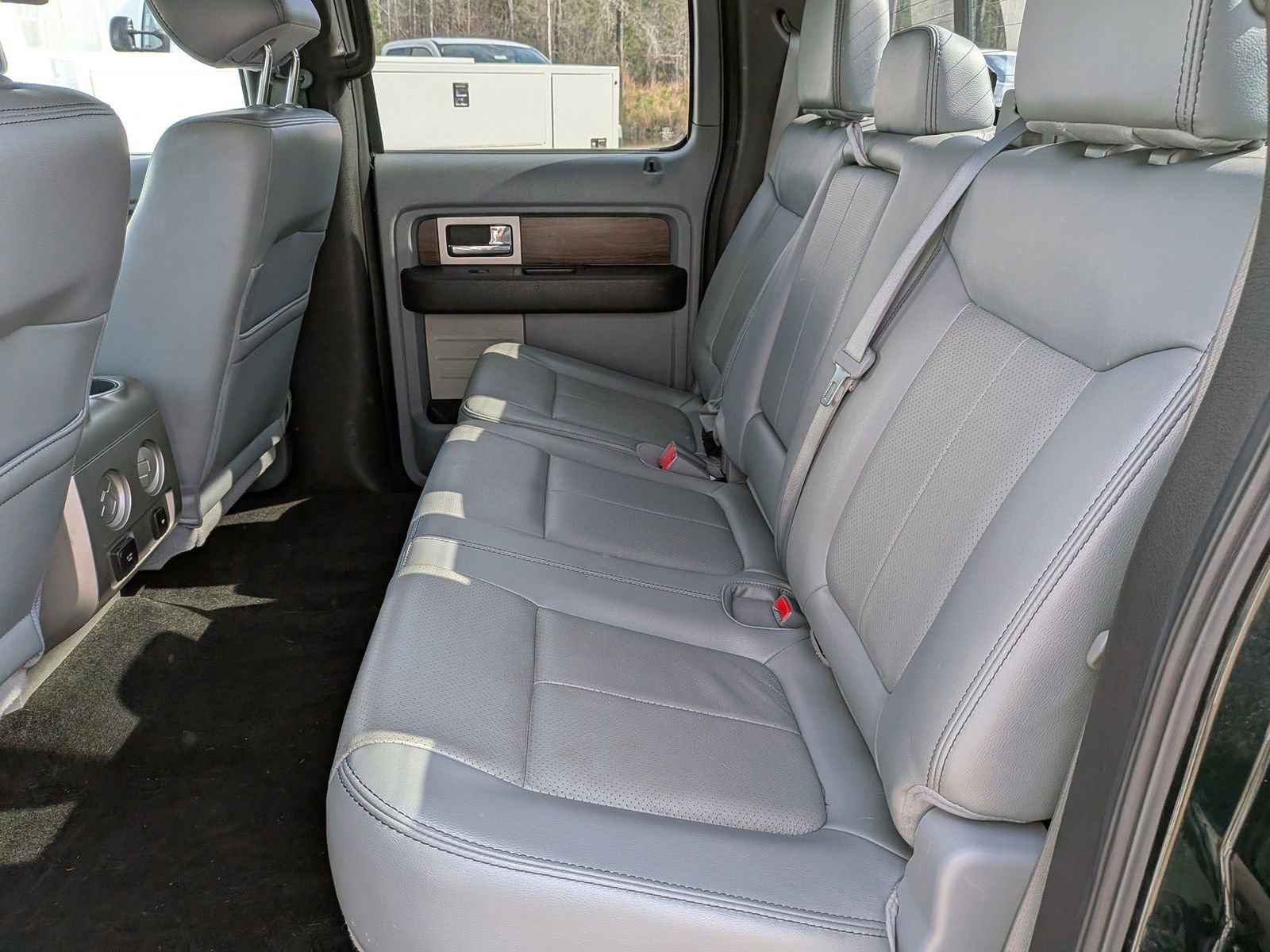 Used 2013 Ford F150 Lariat w/ Luxury Equipment Group RWD image 7