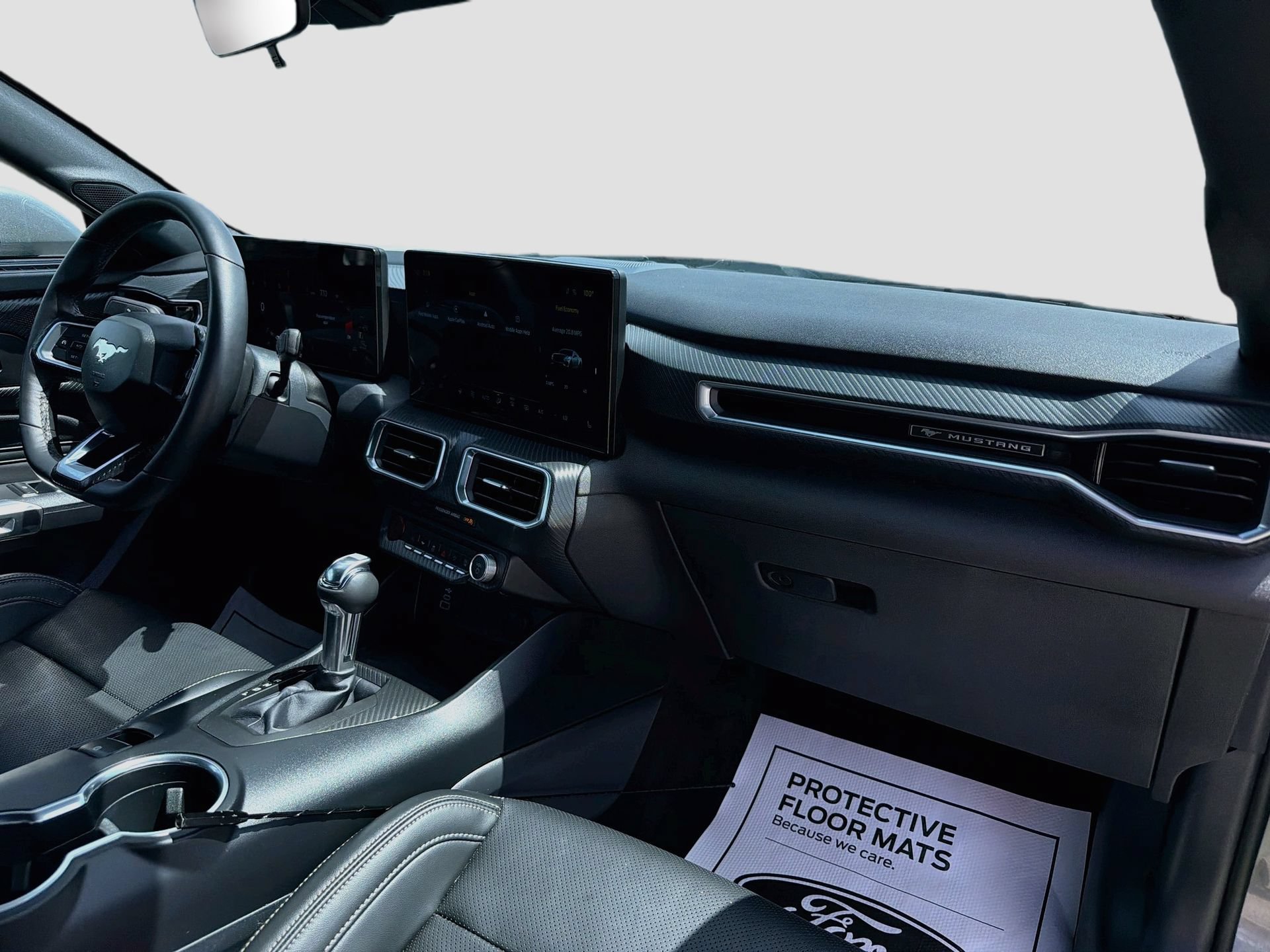 Used 2026 Ford Mustang Premium RWD image 29