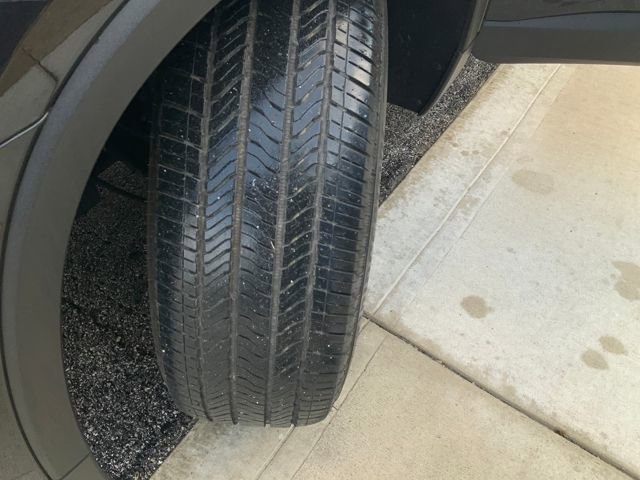 Used 2023 Chevrolet Traverse LT image 11