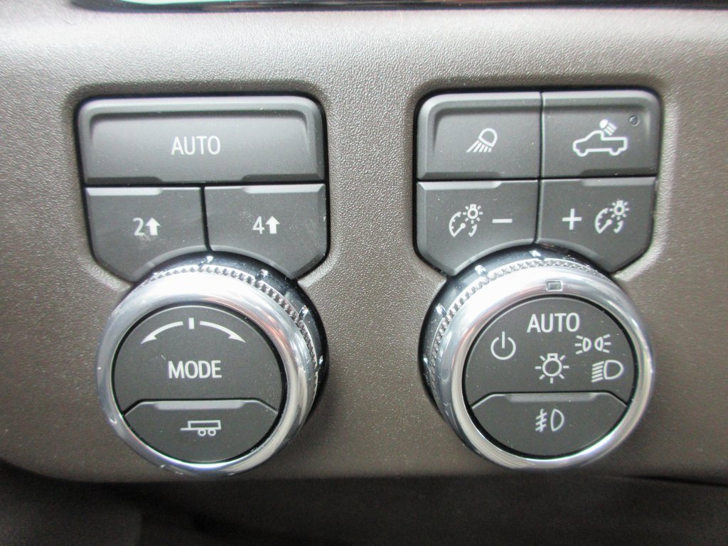 New 2026 GMC Sierra 1500 SLT w/ SLT Premium Plus Package image 17