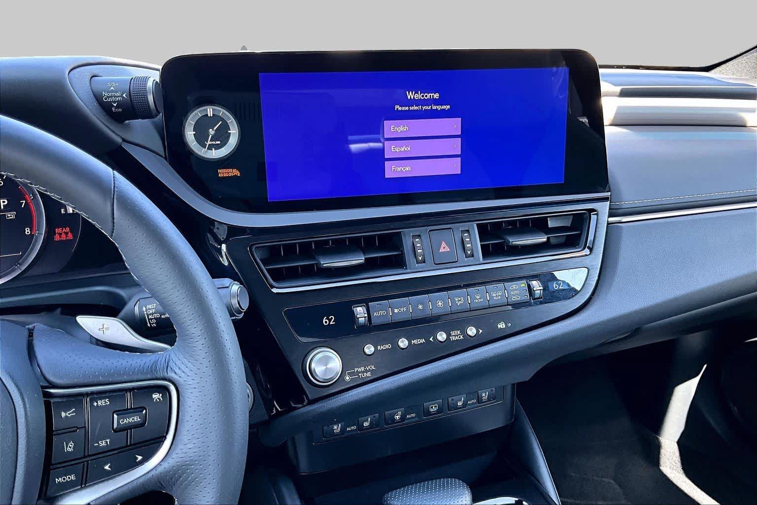 Certified 2024 Lexus ES 350 F Sport w/ Accessory Package (Z1) FWD image 6