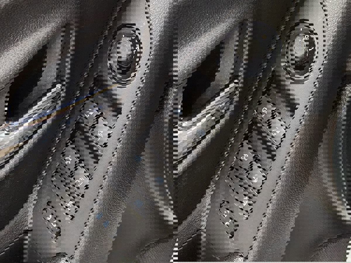 Used 2022 Chevrolet Trax LS w/ Tint and Cruise Package image 42