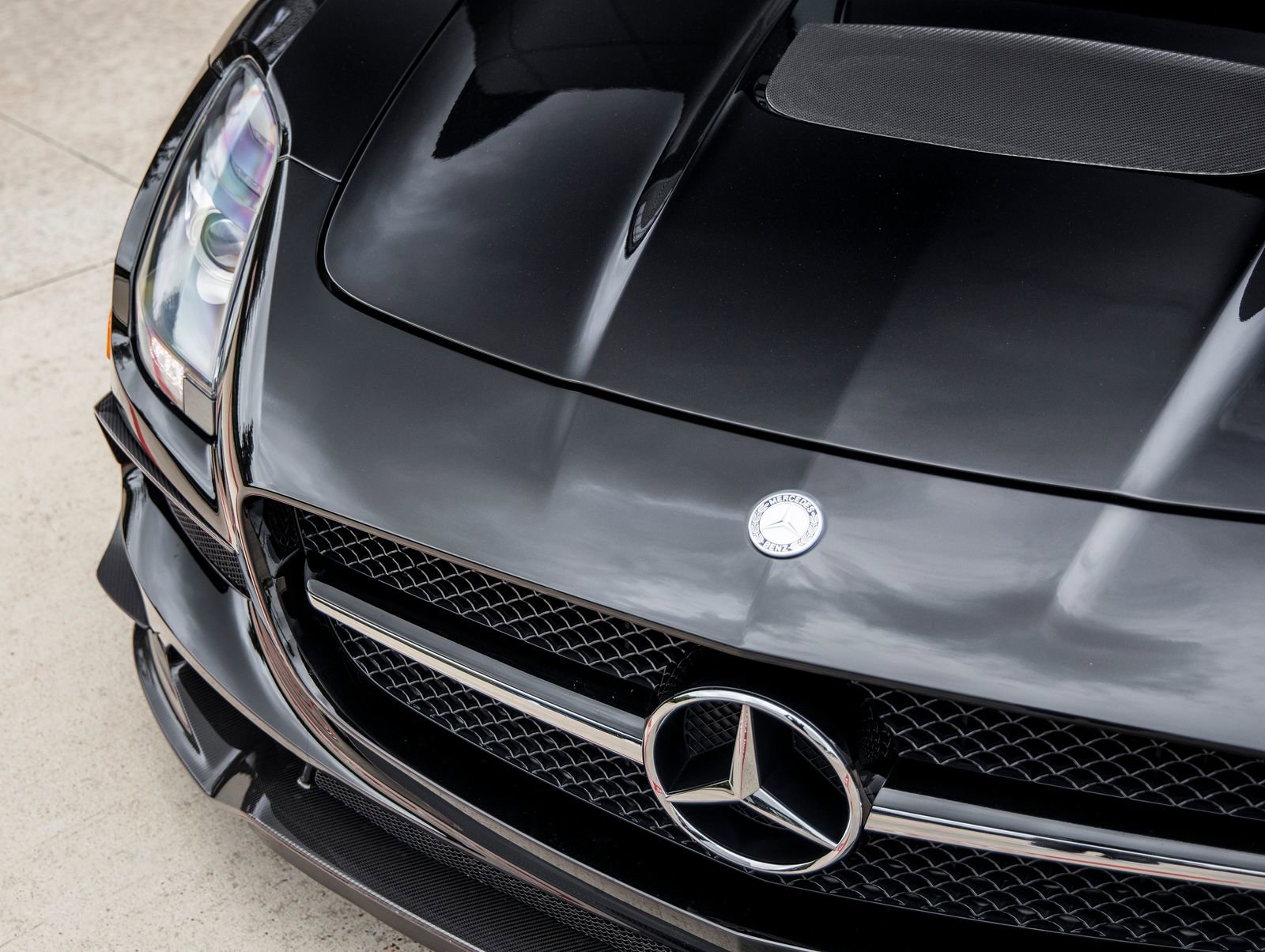 Used 2014 Mercedes-Benz SLS AMG Black Series image 26