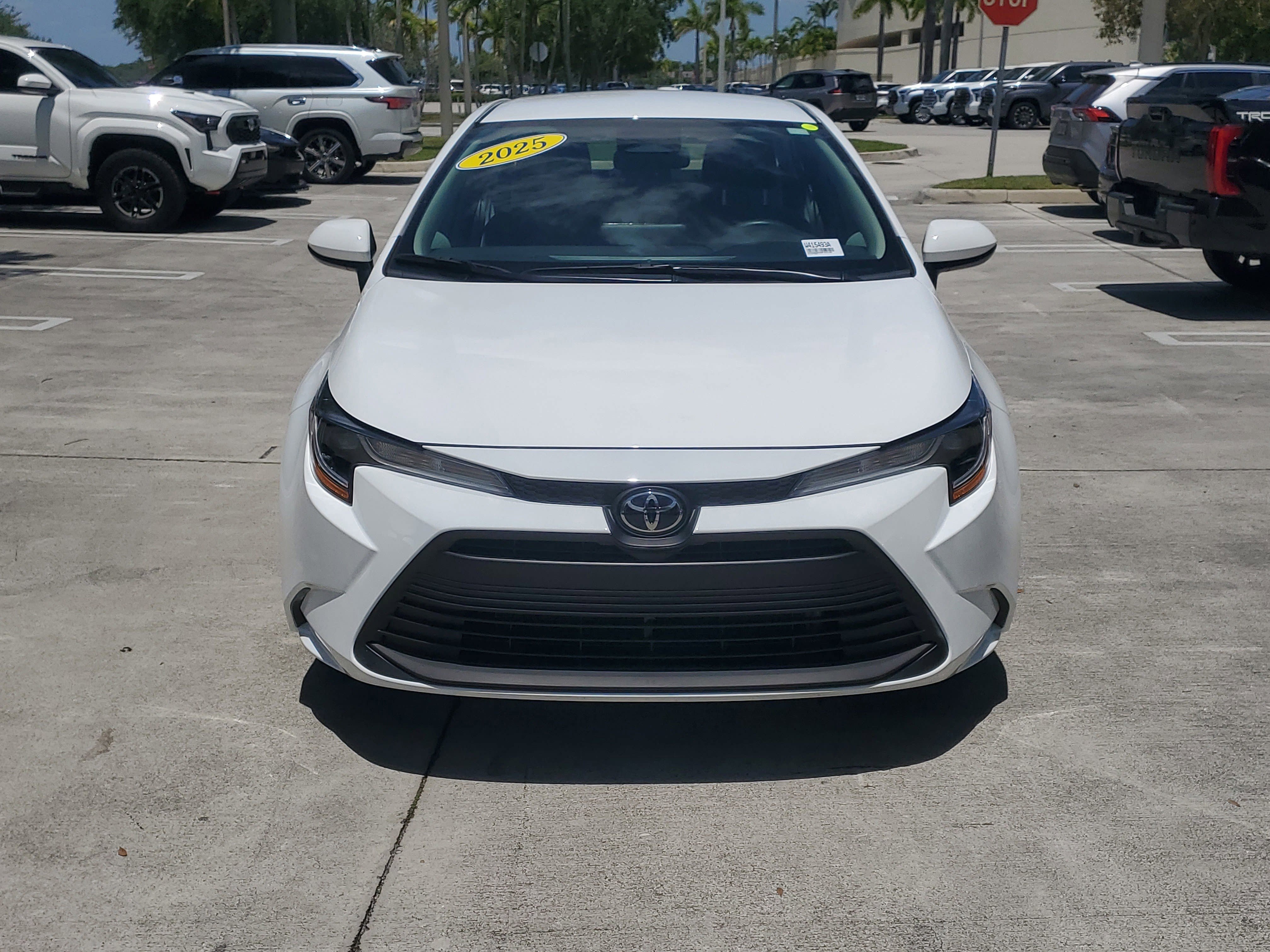 Certified 2025 Toyota Corolla LE FWD image 8