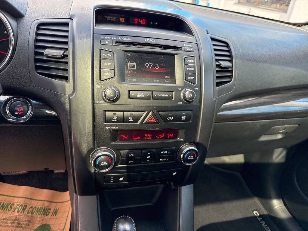 Used 2012 Kia Sorento EX w/ EX V6 Premium Pkg AWD/4WD image 23