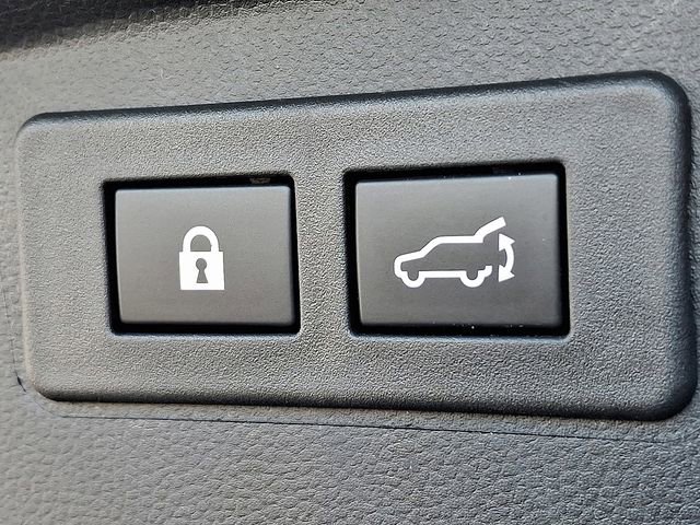 Certified 2025 Subaru Outback Limited XT image 32