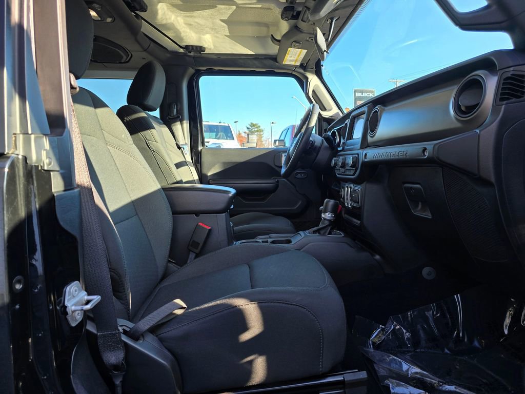 Used 2018 Jeep Wrangler Sport S image 10