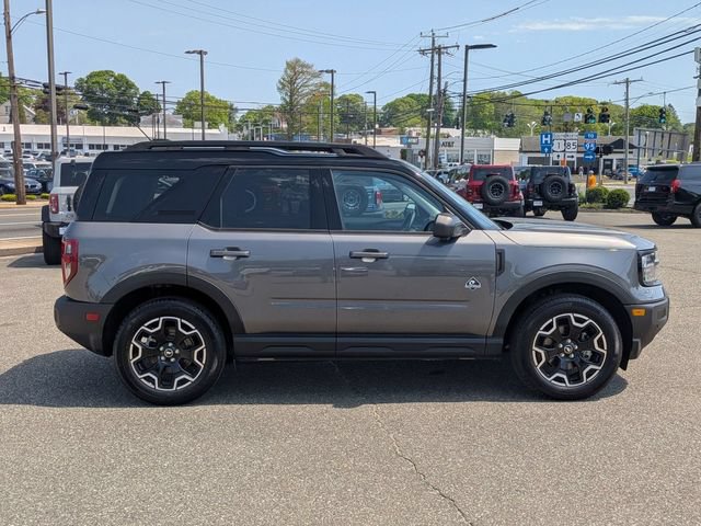 New 2025 Ford Bronco Sport Outer Banks w/ Outer Banks Tech Package+ AWD/4WD image 2