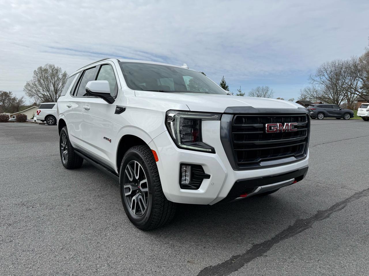 Used 2022 GMC Yukon AT4 w/ Max Trailering Package AWD/4WD image 8