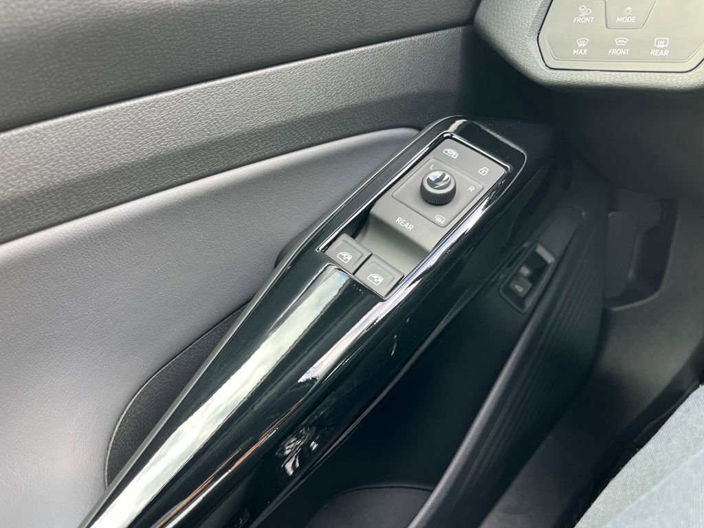 New 2025 Volkswagen ID.4 Pro S image 23