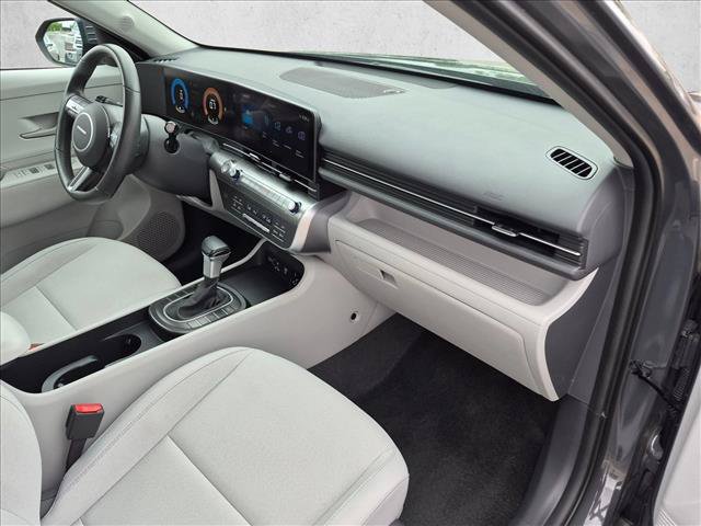 Used 2025 Hyundai Kona SEL FWD image 21
