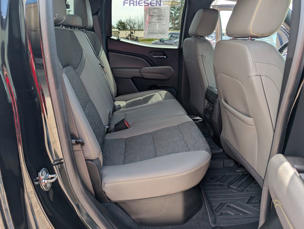 Used 2024 Chevrolet Colorado ZR2 w/ Technology Package image 15