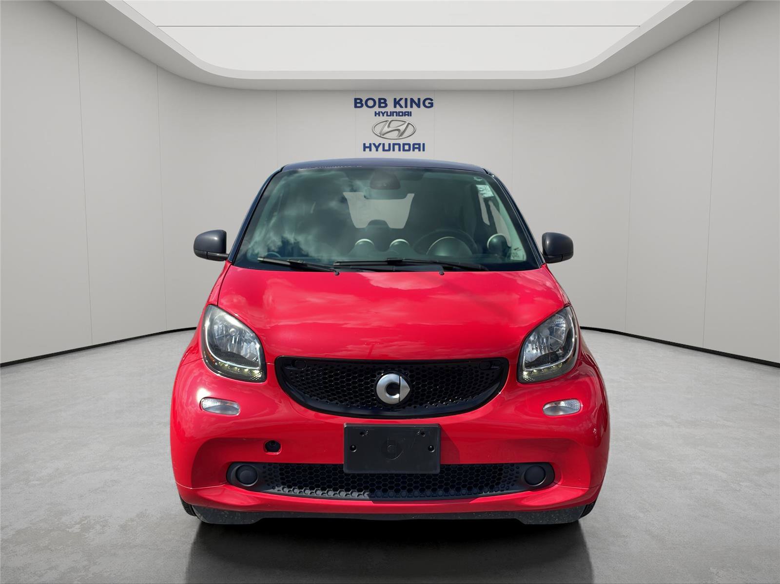Used 2016 smart fortwo passion image 8