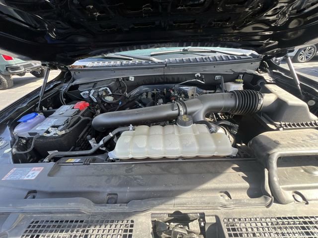 Used 2024 Ford Expedition Max XLT image 29