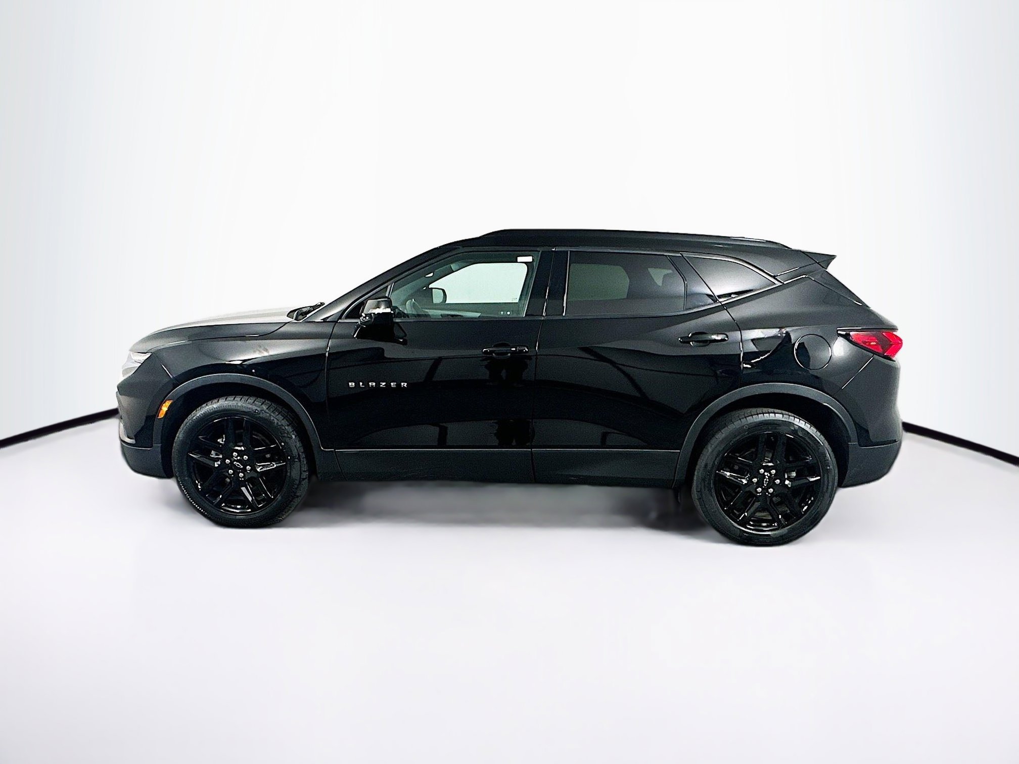 Used 2022 Chevrolet Blazer LT image 4