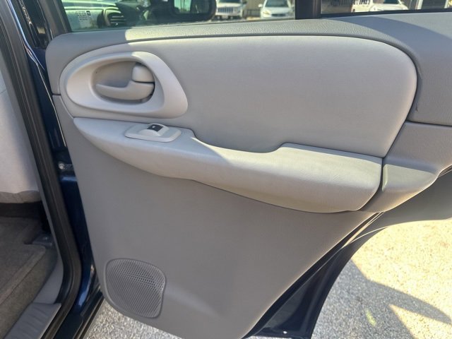 Used 2008 Chevrolet TrailBlazer LT image 7