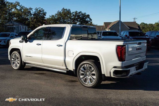 Used 2022 GMC Sierra 1500 Denali w/ Denali Premium Package image 9