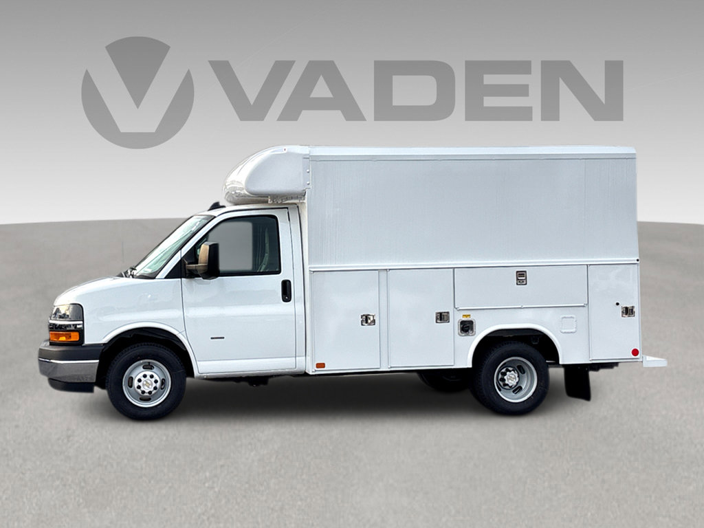 New 2025 Chevrolet Express 3500 w/ Power Convenience Package image 24