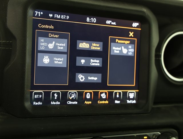 Used 2018 Jeep Wrangler Unlimited Sahara image 8