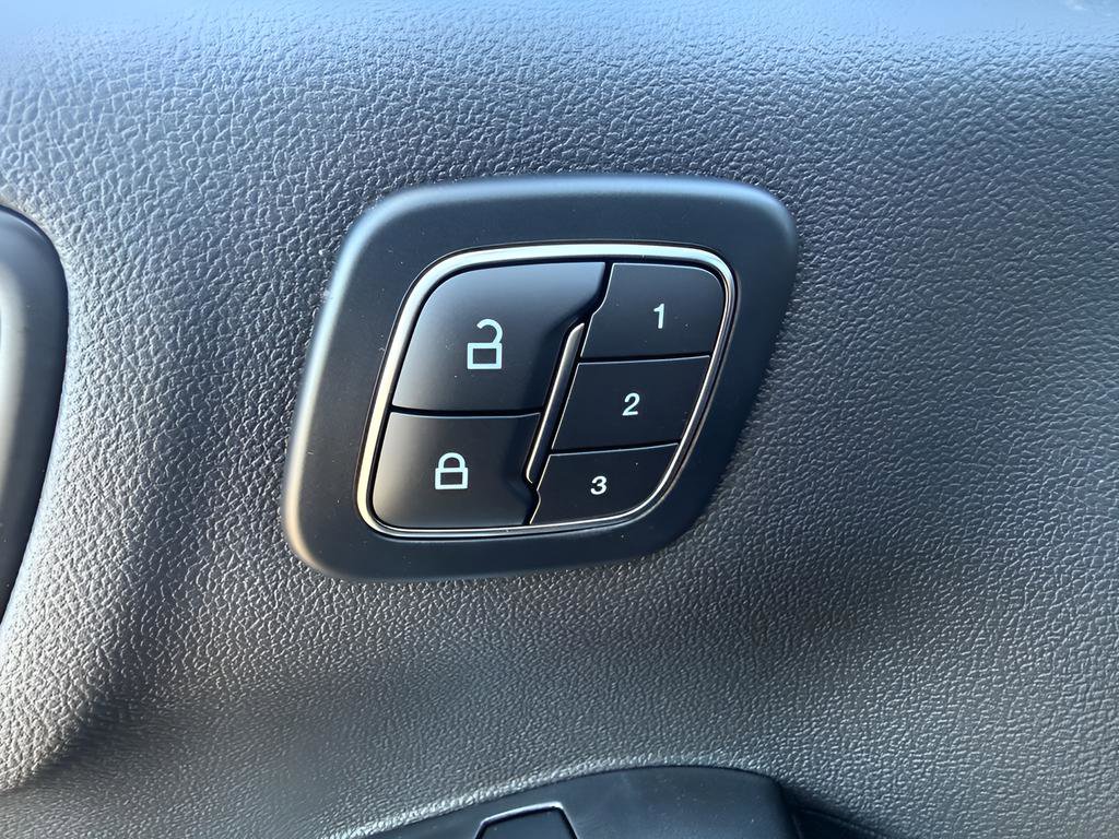 New 2026 Ford Escape ST-Line Elite w/ Equipment Group 501A AWD/4WD image 24