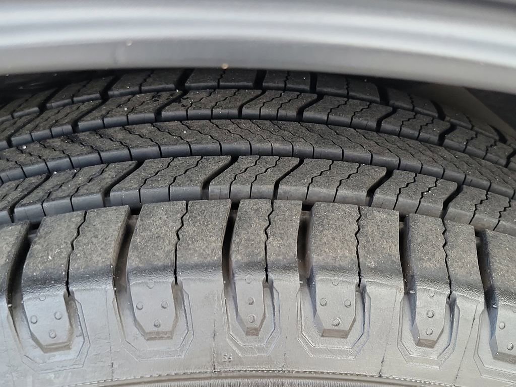 Used 2020 Subaru Outback Limited AWD/4WD image 25